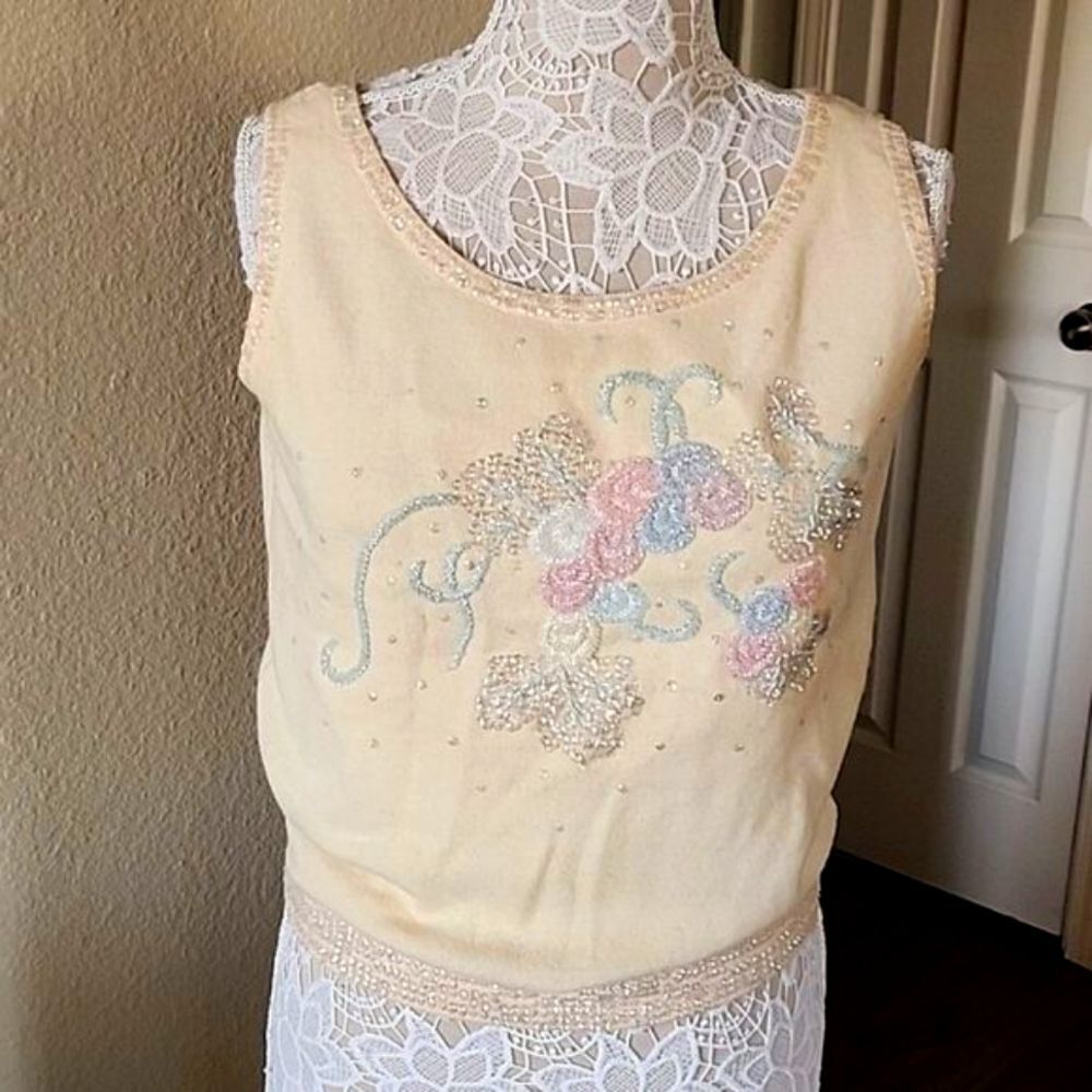 Vintage Monrose Sportswear Beaded Wool/Angora Pin Up 60's Sweater Size 36 Size S